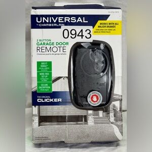Chamberlain Universal Garage Door Remote Two Button KLIK5U-BK2 New In Box